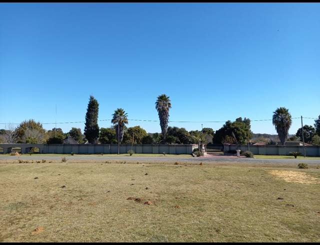 LAND FOR SALE IN VAAL MARINA